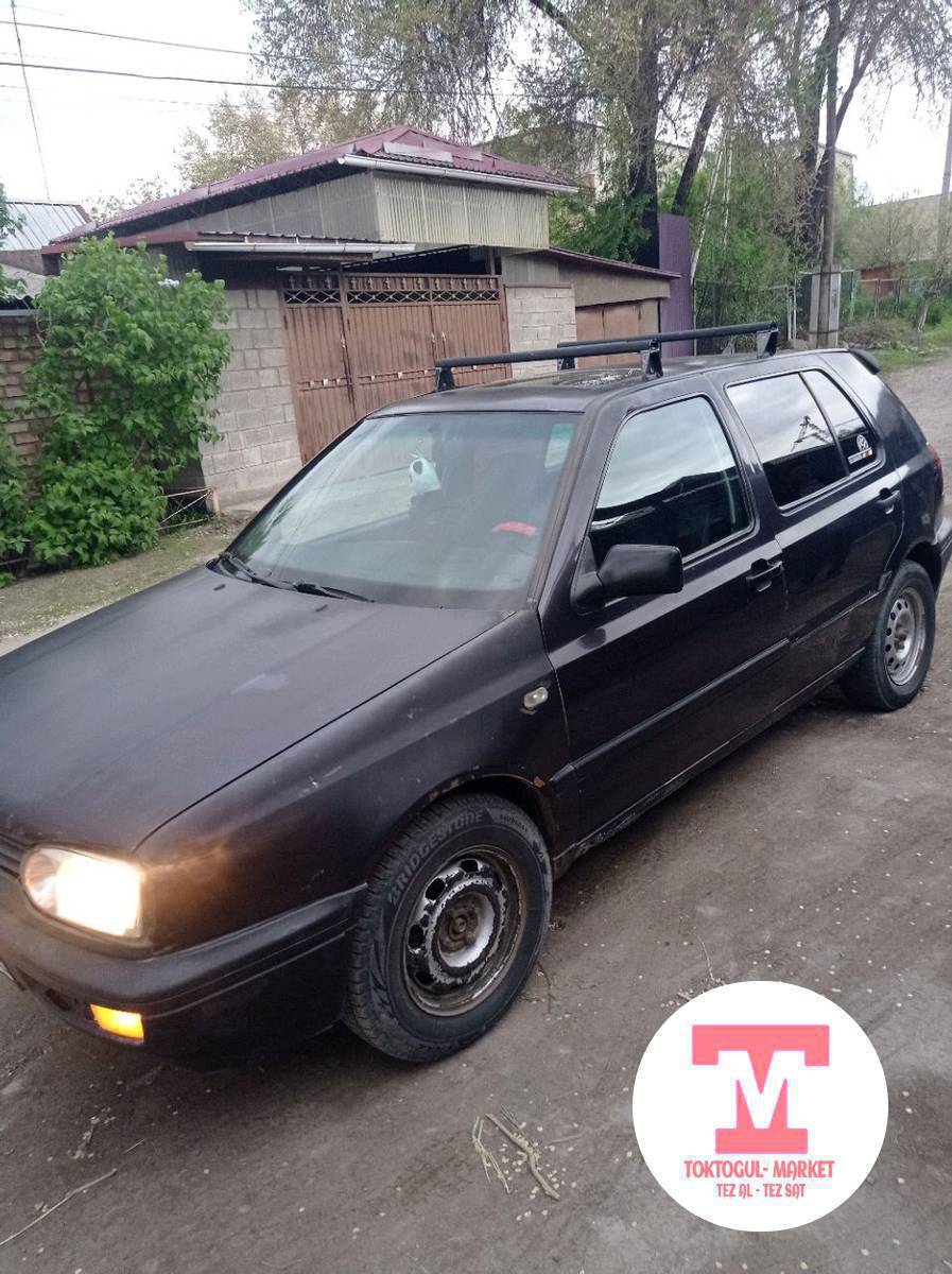 Голы 3 сатылат , абалы Орто
1993 ж.  аб 1,4
матору жакшы,Машина Бишкекте