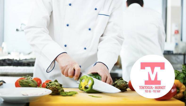 Саламатсыздарбы опытные официанты жана пиццарист ошондой эле жардамчы поварга керек 0700 00 29 11