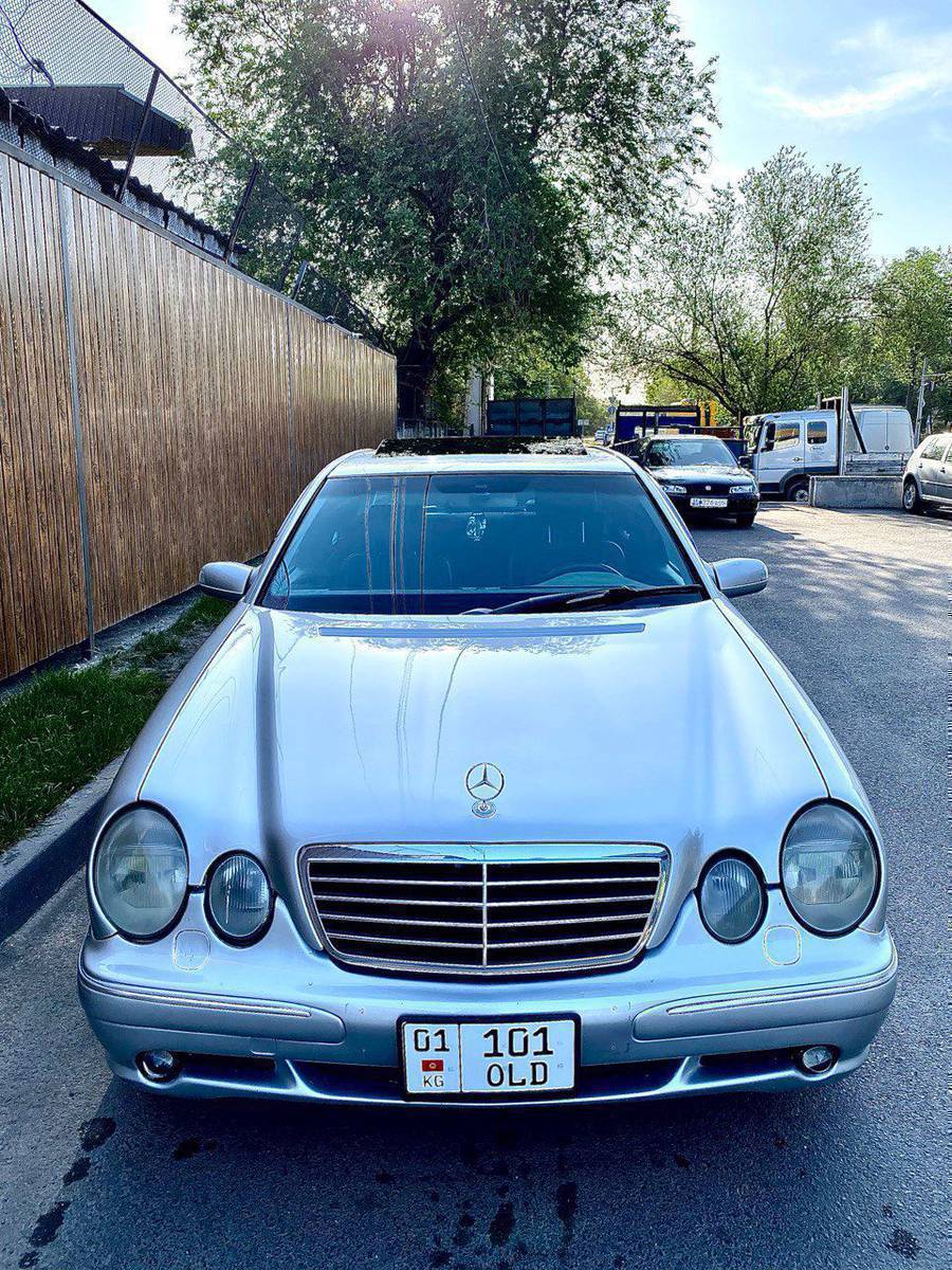 Срочно ‼️ Срочно ‼️ Срочно ‼️ 
Продаю Mercedens - Benz W210 
E-class 430 
Машина в живом состоянии 
Комплектация самый жир.
Avangard 
Подогрев обдув всех сидений. 
Круиз контроль 
Климата контроль 
Мульти руль 
Память сидений.
Мотор не дымит не троит масло не жрёт ! 
Коропка переключается плавно без рывков без пинков , что на холодную что на горячую. На новых летних резинах
Буквально 3 недели назад было произведено ТС были заменены все расходники моторное масло , масло от коробки со всеми фильтрами  , нужно только ездить.  Продаю в связи переездом
720 мин сом есть торг
0555382111