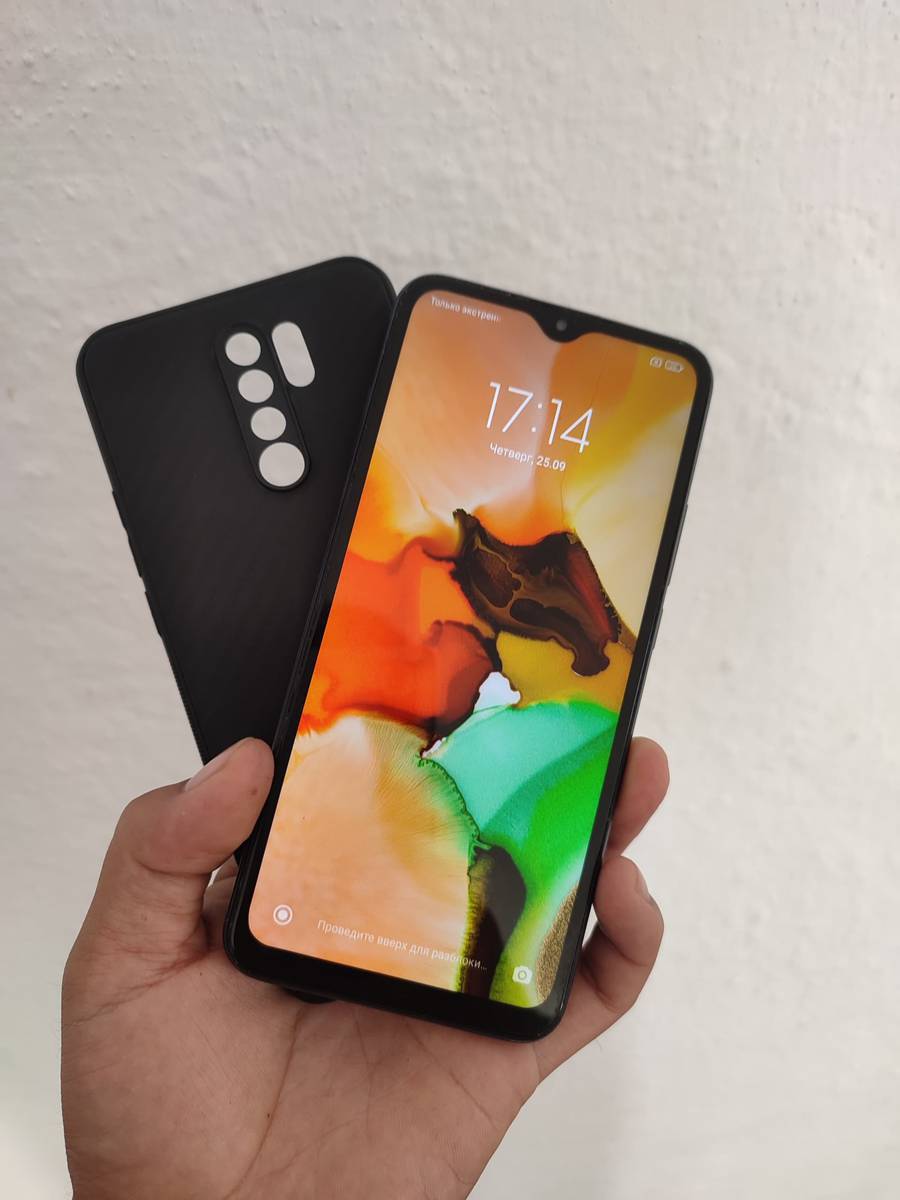 Срочно Redmi 9 сатылат
Абалы жакшы, баары иштейт
Память 32гб
Баасы 3400сом (кеми бар)