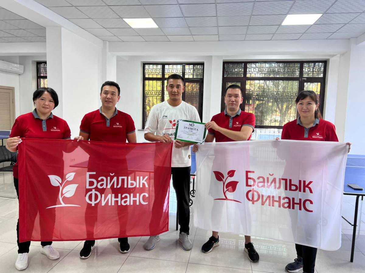 МКК Байлык финанска кредитный специалисттер керек.