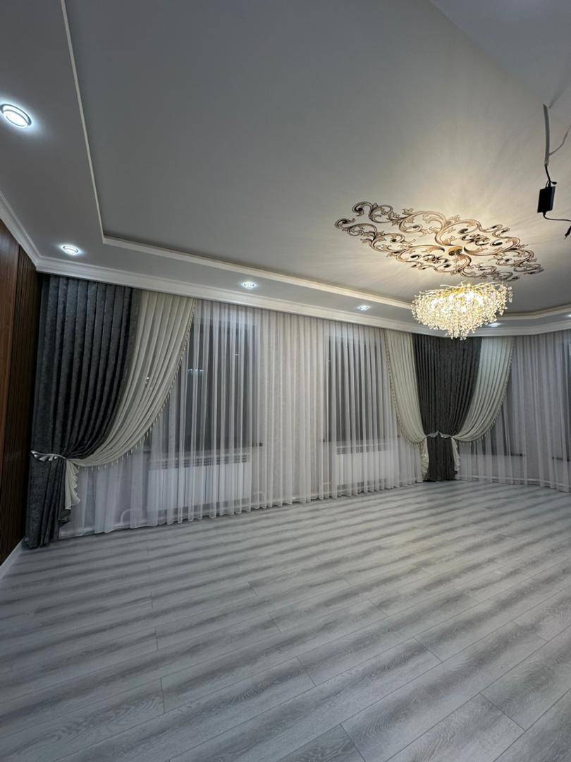 Уйунуздун коркуно корк кошкунуз келсе бизге кайрылыныз😍парда, жалюзи шторалардын баарына заказ алабыз.замер установка бесплатный Тел:0706940905
Инстаграм баракчабыз! 👇👇👇
https://www.instagram.com/jaluzi_shtory_toktogul?igsh=MWxnNTRzM2psbGJvNw==