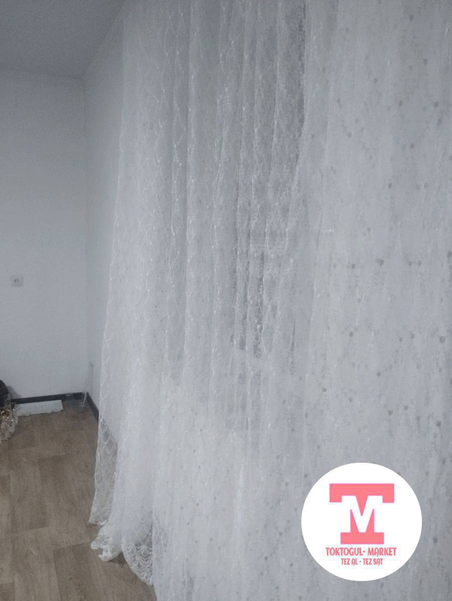 Ушул парда сатылат жаны колдонулган эмес 6,5 метр бийиги 2:70