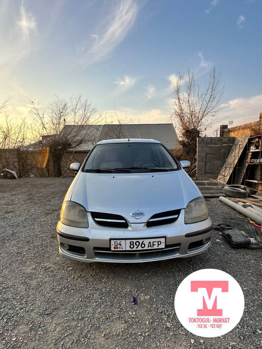 Nissan almera tino 2004 г  1.8 бензин механика левый
270000с