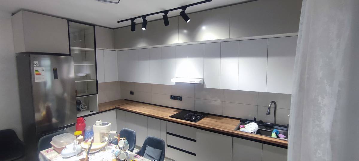 Буйрутма менен эмеректерди жасайбыз, сапаттуу материал фурнитуралар менен.