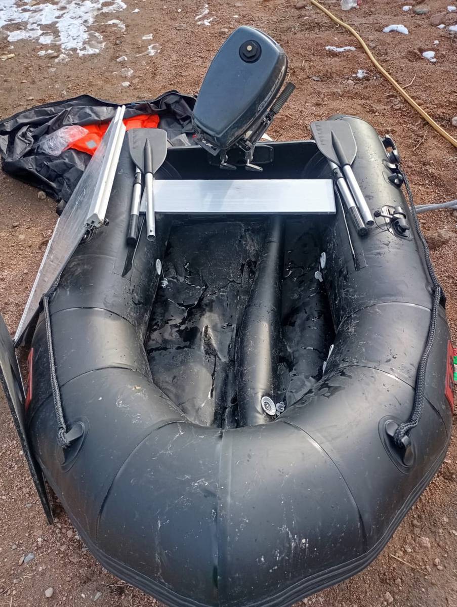 Лодка сатылат мотор менен
 баасы 70000 сом