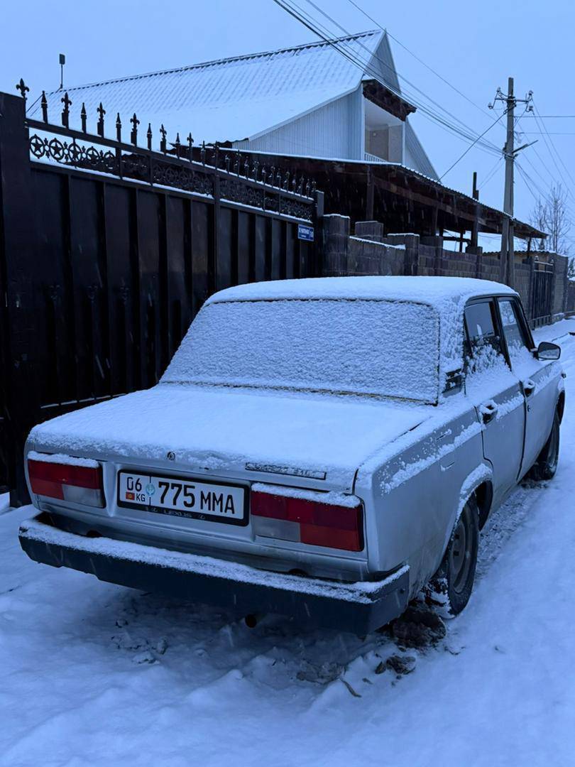 ВАЗ 2107 абалы жакшы 
155миң сүйлөшөбүз