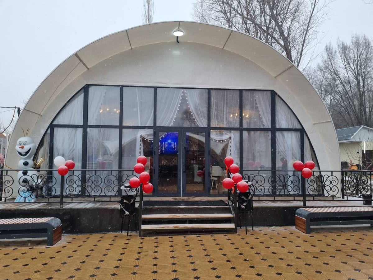 "Алтын - Балык 2" кафеси ыйык рамазан айыңыздар менен куттуктайбыз. Орозо айында Алтын - Балык 2 кафеси ооз ачарда иштейбиз. Бизде тамактын баардык түрлөрү болот. Ооз ачууга плов заказ кылам десеңиздер алдын ала заказ кылып коюңуздар. Бизде пловту Алишер бышырат.
 Байланыш номер:0508659864.