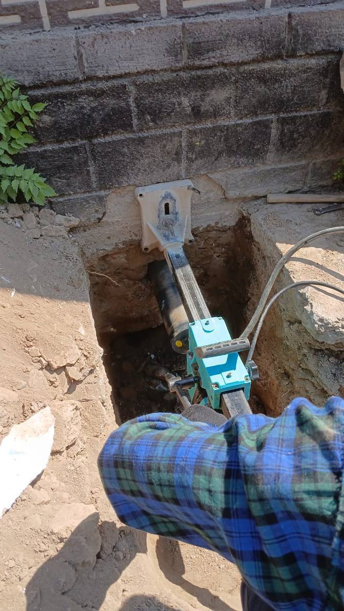 Алмазной  сверление менен фундамент, дымоход, Айзек, эшик, вентиляция, вытежка, плита, монолит, поровойдун печкасын дагы тешебиз. Реска, пиланын баардык туру бар. Жаны аппараттар келген. Уйдун ичин чаны суусу жок таптаза кылып тешебиз. Каронканын баардык туру бар 20дан баштап 200го чейин 0504858550