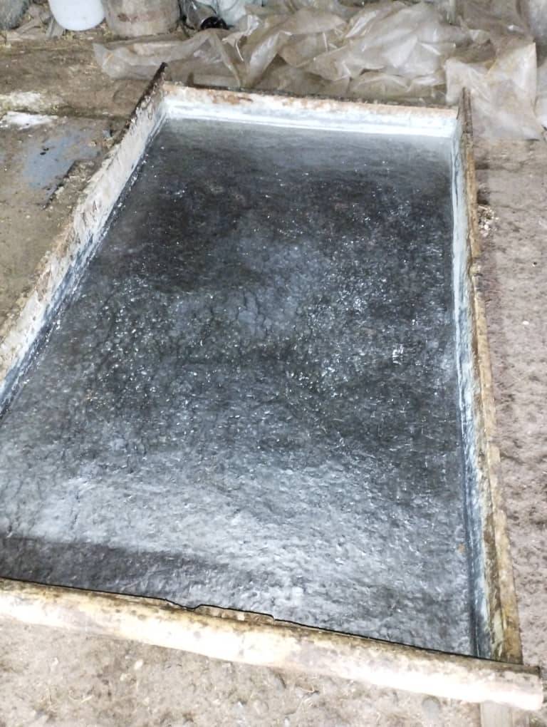 Учурда иштеп жаткан бизнес Самын чыгарган станок бардык шаймандары(самын кескич.печатный ролик..кофорка печка.120л бачок.2штук паёк жана 7000 сомдук сыръёсу)менен сатылат 3 фазга 220в ко да иштейт Самын чыгарганды бир сыйра көрсөтүп коём. Баасы 125 000 кеми бар