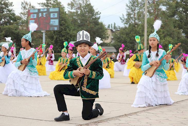 9 жаштан өйдө шык- жөндөмү, кызыгуусу бар окуучуларды комуз курсума кабыл аламын.
0505947766