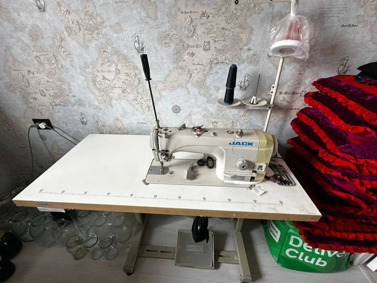 Швейный машинкалар сатылат 
Пятинитка жана прямо строчка 0706909616 ватсаптан чалгыла