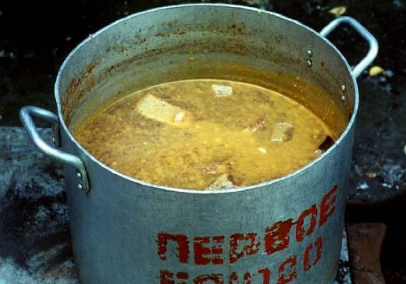 Ботбаев кочодон уйдон помой алып кеткенге Адам керек постоянно болот бекер