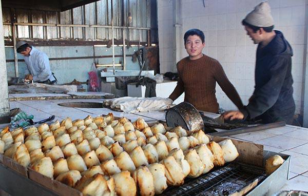 Срочно опытный самсычы керек 20c төлөп берилет