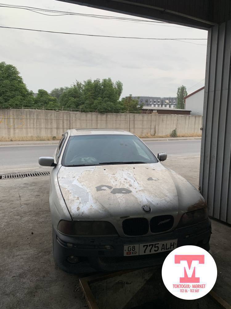 Бмв е39 2.5 би ванус автомат в аварийном режиме нужно смотреть 
Руки не доходят времени нету 
1999год 
Электро зеркало сидение рабочие 
Кузов целый зазоры на месте нужно освежить оптика оригинал 
Цена 145т срочно
Электро пакет
Машина бишкекте