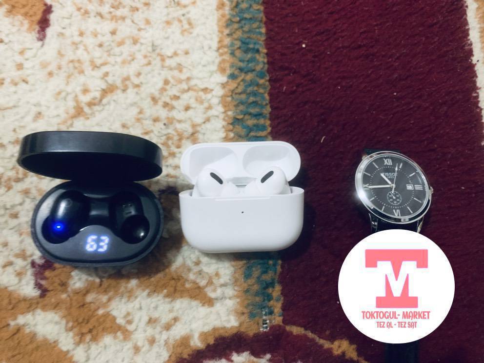 Саат наушник Срочно сатылат ак наушник китайски кара наушниктин бироосу жок саат иштейт!