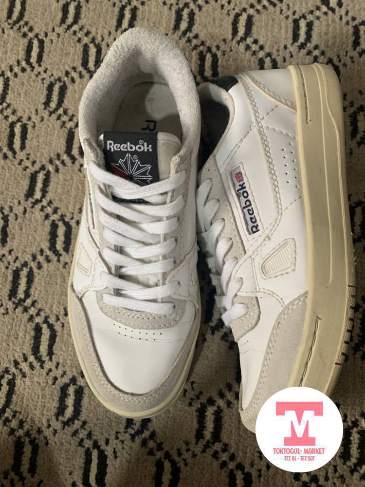 Reebok кроссовка сатылат размер 40