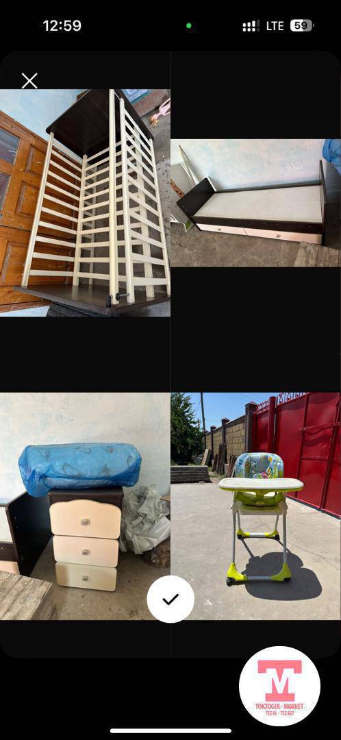 Сатылат 
Манеж 3000сом
Кровать 3500сом
Кузгу шкаф-5000сом
Стульчик детский-2000
Кресло-2500
Айнектер баардыгы-3000сом