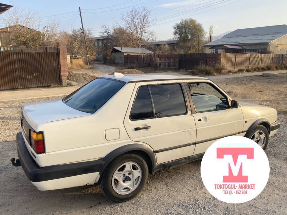 Жетта 115 мин Кеми бар 
1.8 Карбиратор жылы 1991машына Токтогулда 
Род краска матор каропка 👍 ходовойлору жакшы
