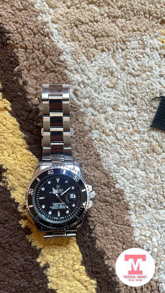 Саат сатылат жаны рассиядан келген 
Кийилегн эмес