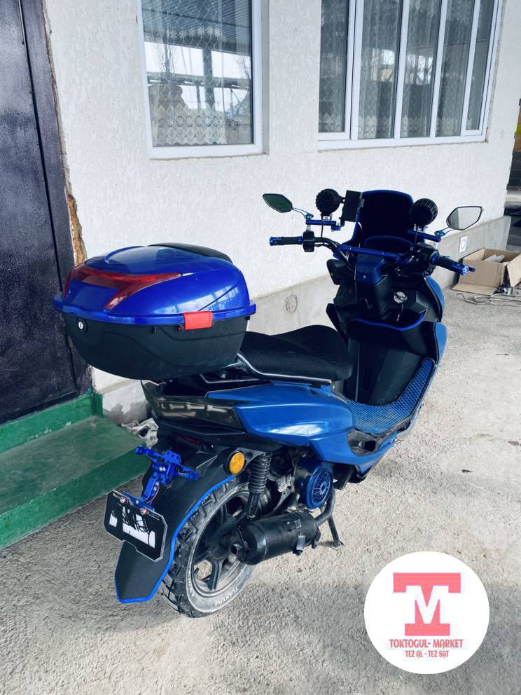 Макси улгусундо мопед сатылат, Тюнинг 💙 цветке болгон. абалы жакшы (на ходу) сразу айдап кетесин. СРОЧНО!!!