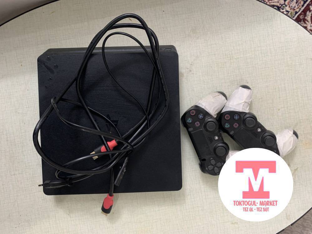 ПС4 сатылат,комплект 2джойстик,шнурлар
