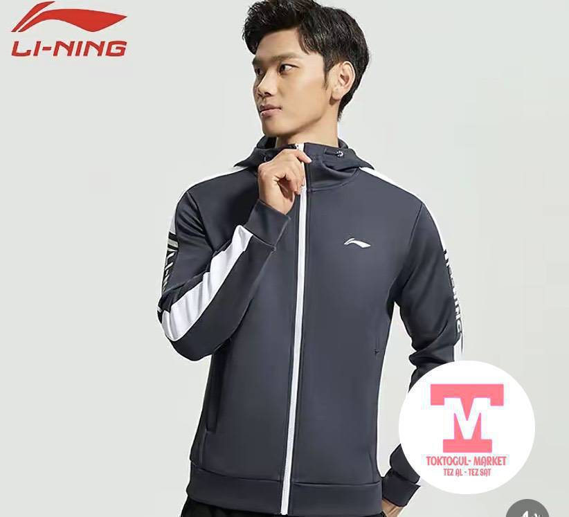 Ушундай спартивка алам размер L XL