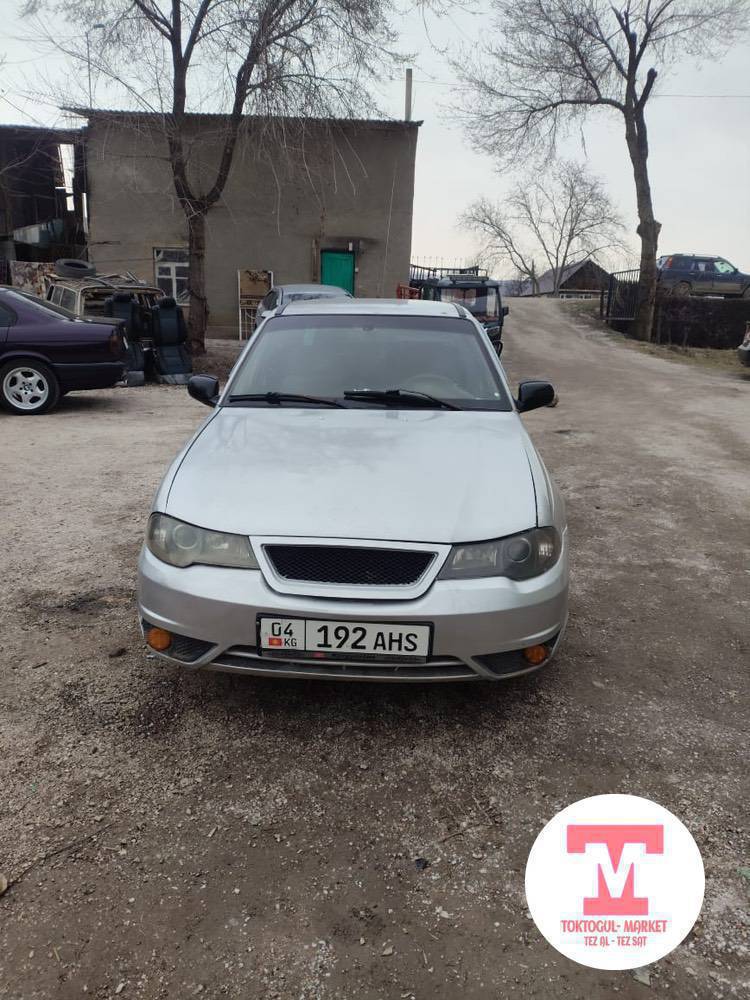 Daewoo Nexia 2  объем 1,6 сатылат срочно 
БААСЫ 125,000
Тел : (0709) 999-080