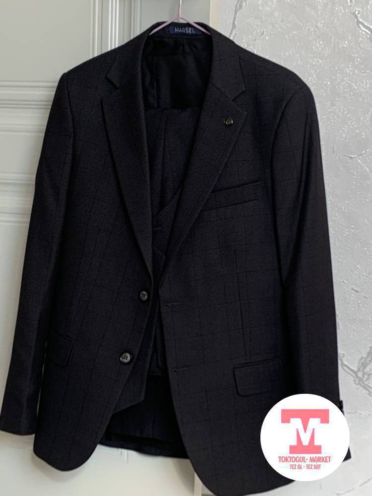 костюм сатылат бир эле жолу кийилген выпускнойго