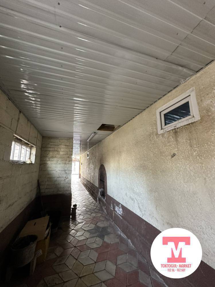 Каралаев көчөсүндөгү семейный 2 кабиналуу баня күнүгө иштеп баштады чалып жазыла берсениздер болот, ичи ыссык буйруса чондорго 150 сомдон саатына