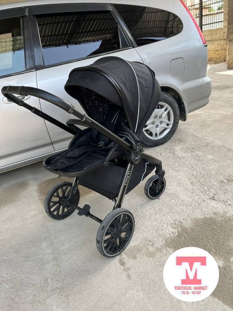 Коляска сатылат фирма TinyTi 
Состояние отличное 
Комплектте Сумка, зимний чехол 
Баасы 6500с тушуп берем 
Шезлонг 500с 
Сидушка 500с 
Гладильная 500с