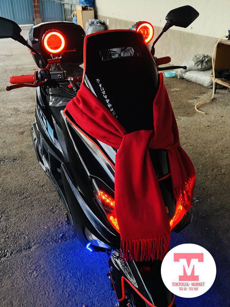 В продаже скутер maxi ❤️
строго только писать, не звонить.