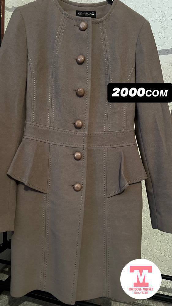 Ушул кийимдер сатылат баасы жазылуу. Кийилген. Озумо батпай калды