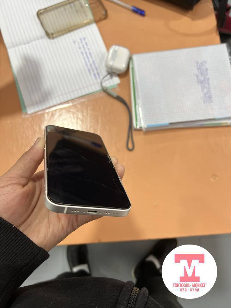 Айфон 12 сатылат память 64 акб 75% бут родной ачылган эмес фейс айди трутон бут иштейт суйлошуу жолдору бар