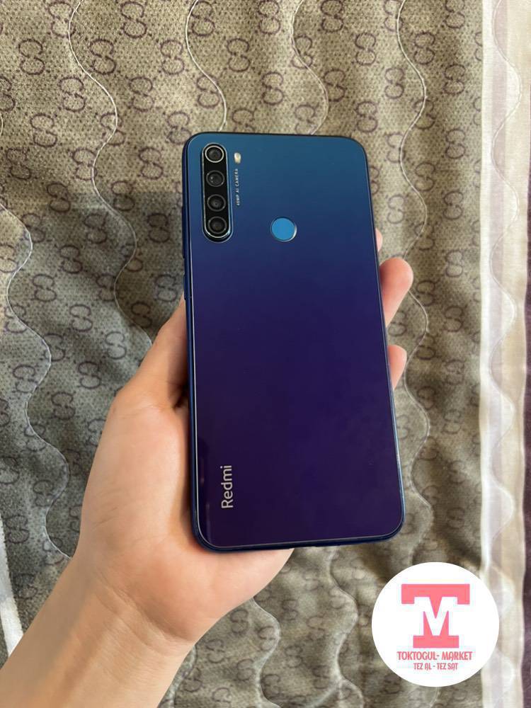 Срочно! Телефон сатылат
Redmi note 8 
Абалы жакшы,баары иштейт
Память 64
Баасы 3500