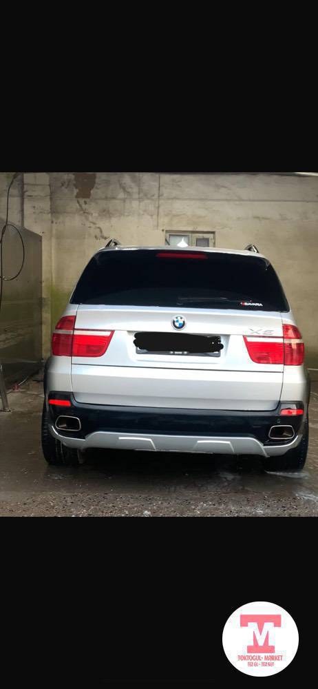 Bmw X5M ээсин издейт. 
Полный комплектация
Алмашуу жолдору каралат. Жерге же бизнеске
