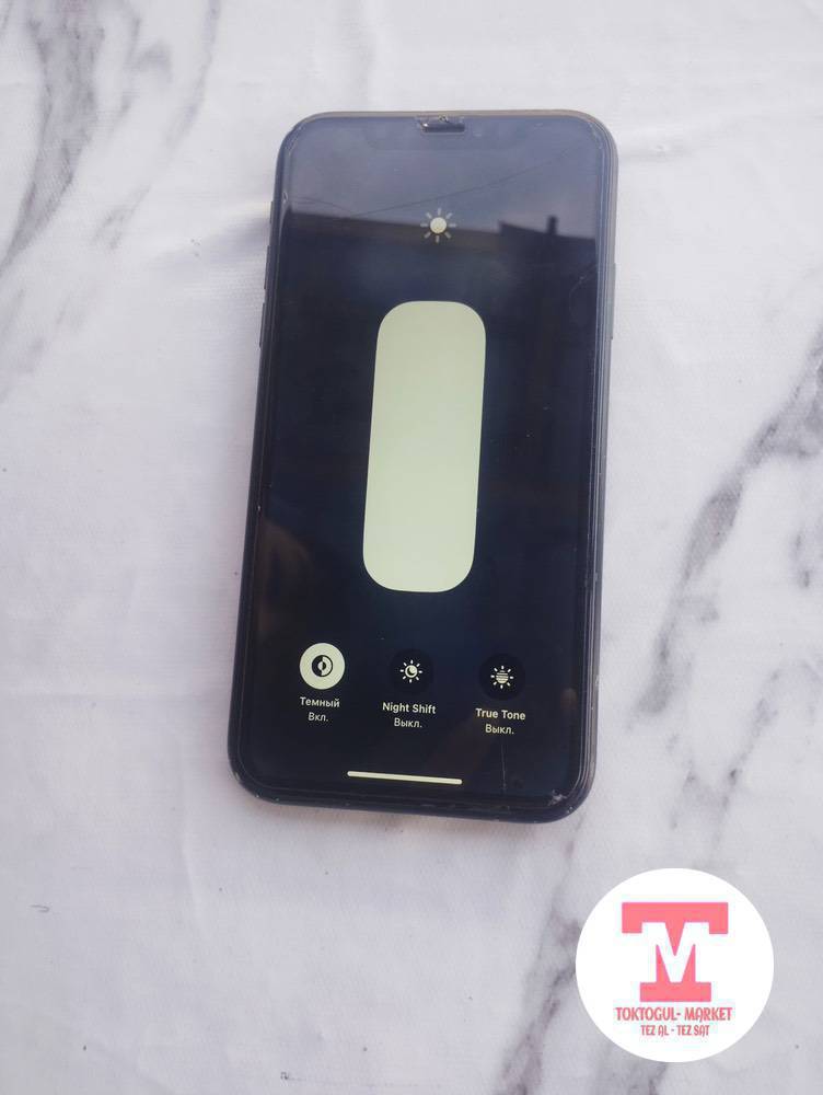 Телефон сатылат хр срочно сатылат 6000 мин