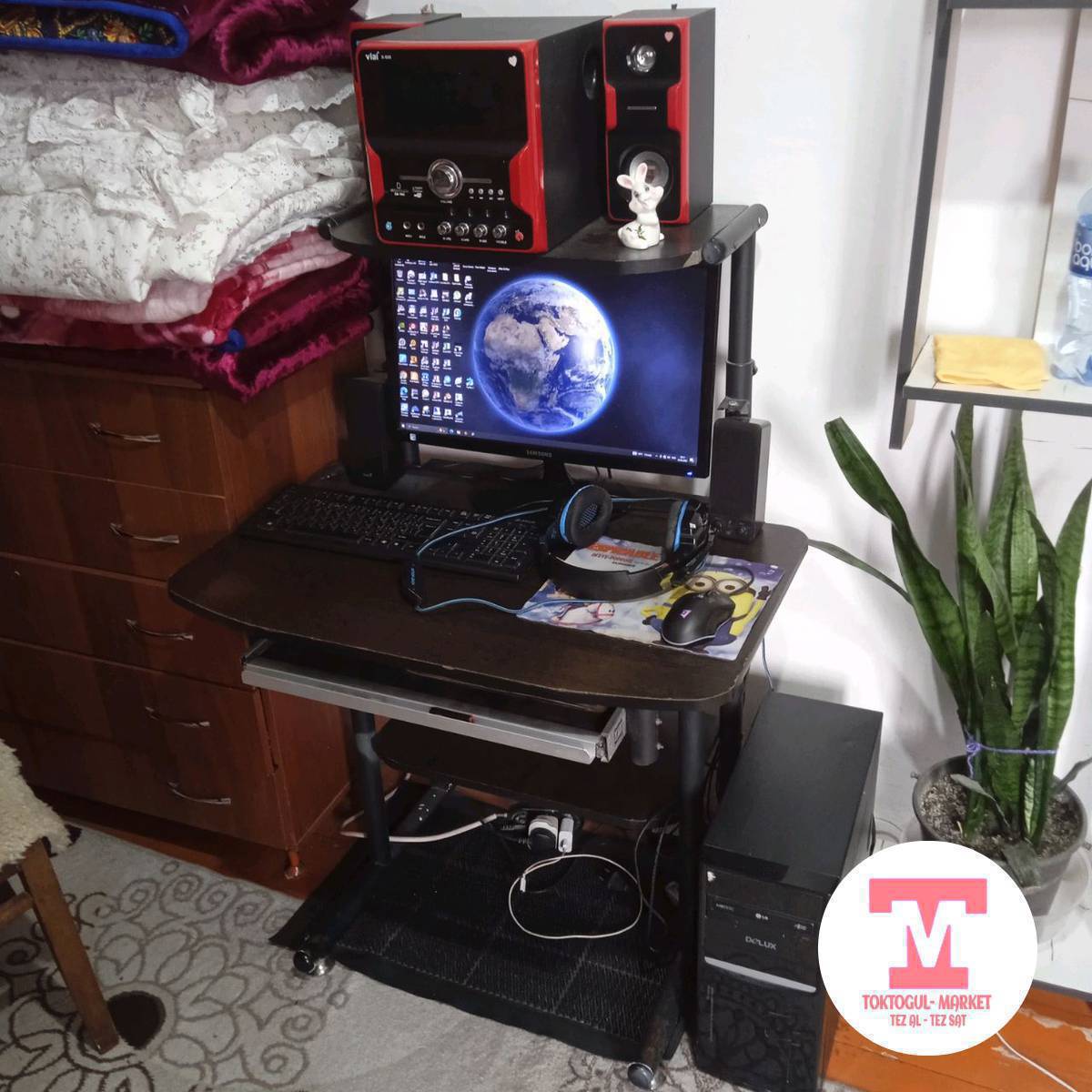 Компьютер сатылат.
cor i3.  3.30Ghz
4х ядерн. 
ОЗУ 8Gb
GTX 1050 2Gb
память SSD 250Gb
               HDD 1000Gb(1Tb)
монитор samsung 22 дюйм.
колонка жана стол.
ушул сүрөттө турган турушу менен сатылат , баасы 30
 миң.