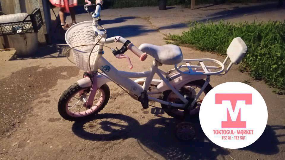 ушул великтер сатылат 3,жаш 5 жаштагыларга ылайык адрес данканай 17 , 1000 сомдон 2000 миңге алыныздар
