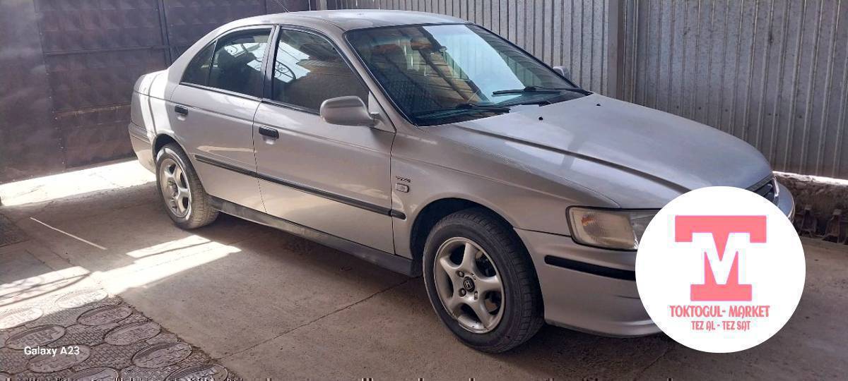 хонда аккорд Gl-6 чыгарылган жылы 2002, обьем 1.8,коробка механика.абалы жакшы. адрес Токтогул центр.