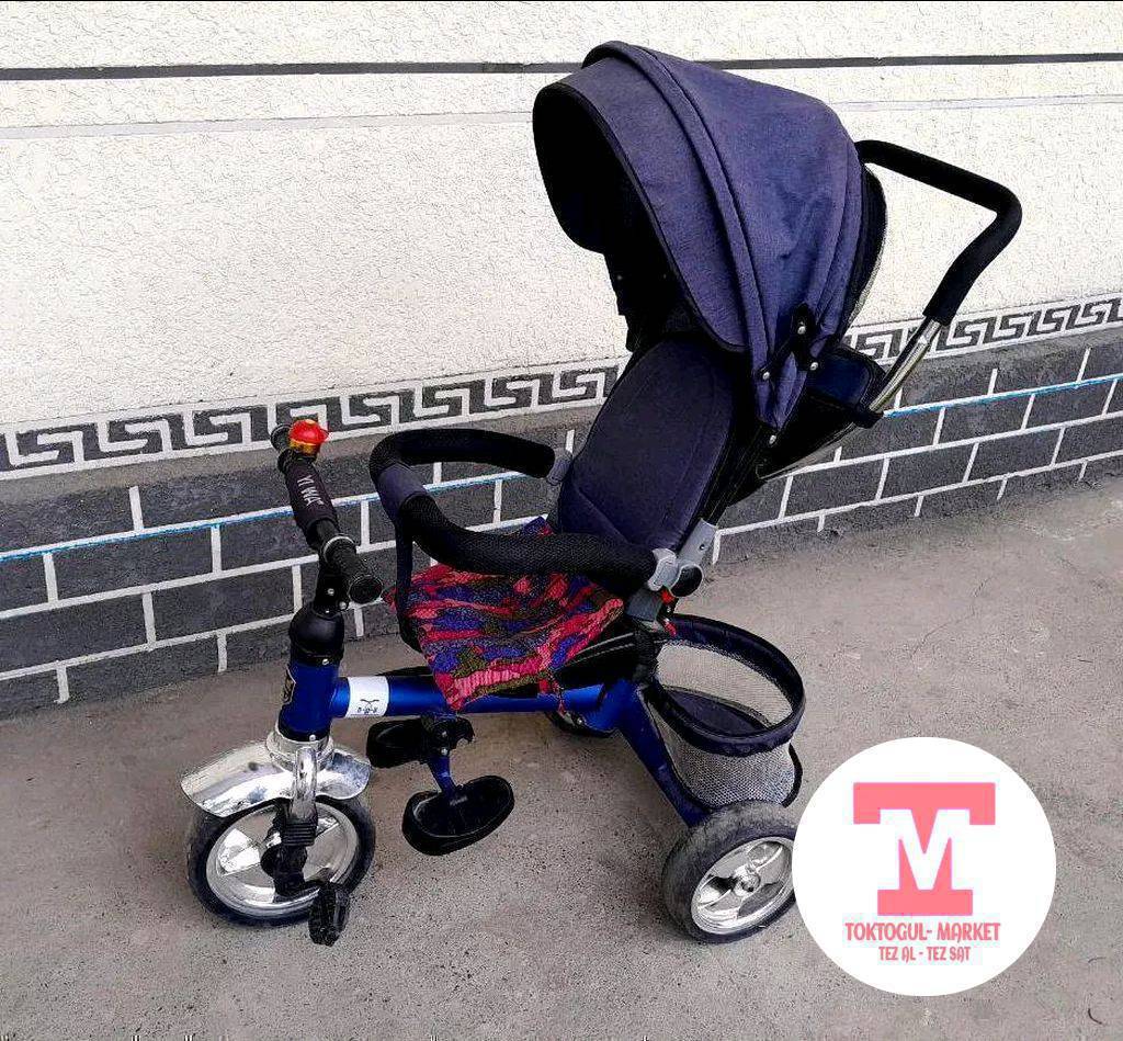 Детский трехколесный велосипед