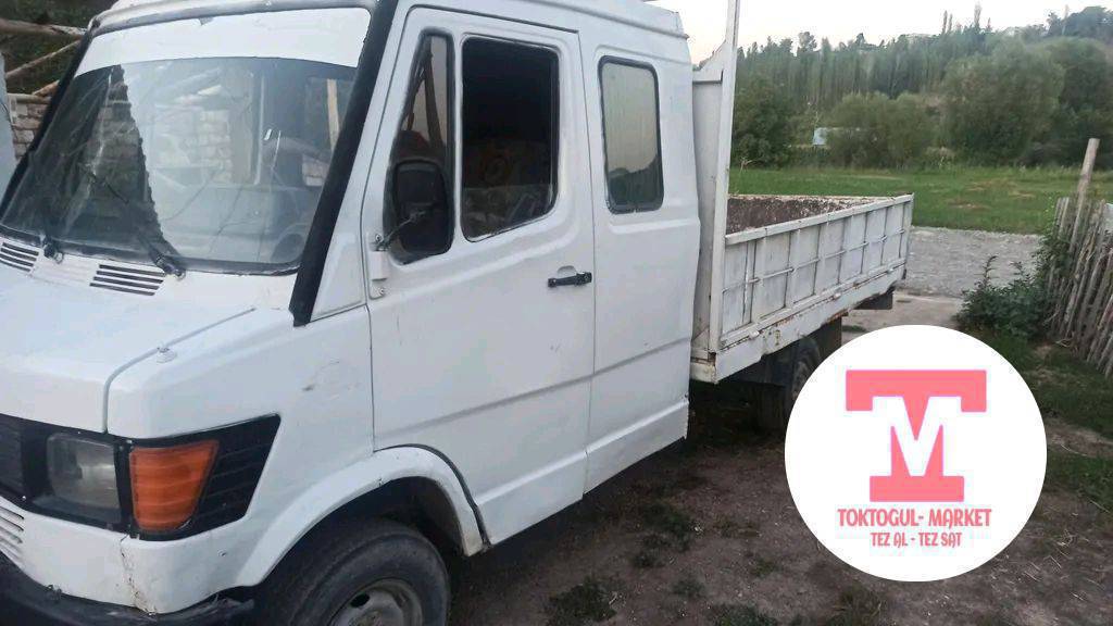 Мерседес сапок сатылат   Орто абалда   борту бар  2.9 мусо мотор  
алмашу дагы жолдору бар
