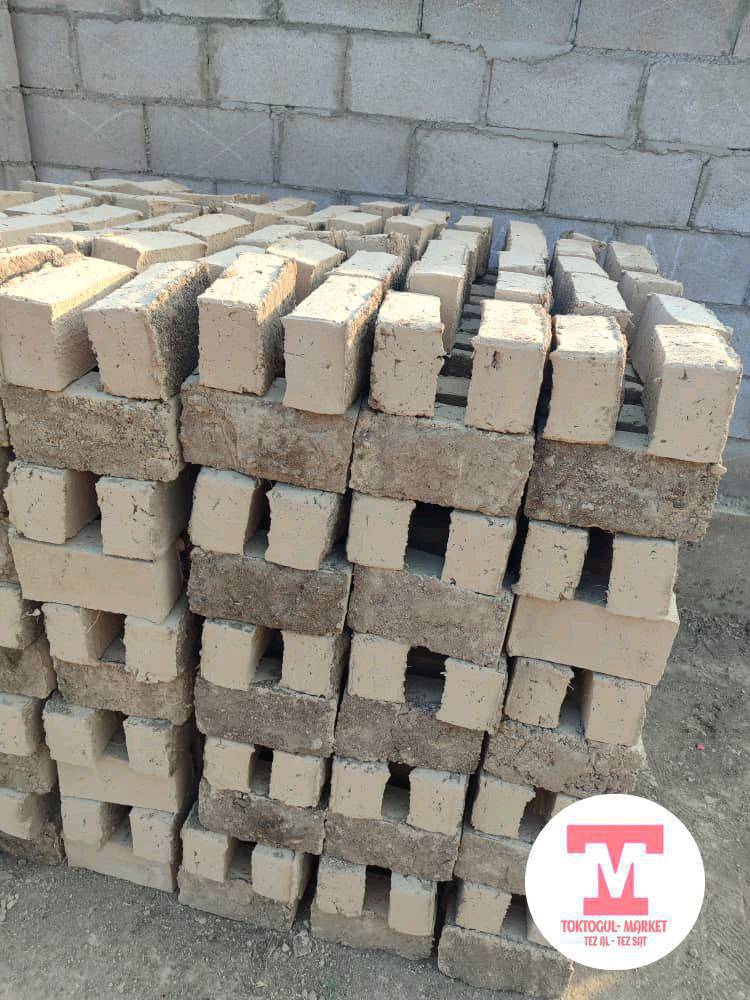 Чийки кирпич сатылат 6 сом
0504828233