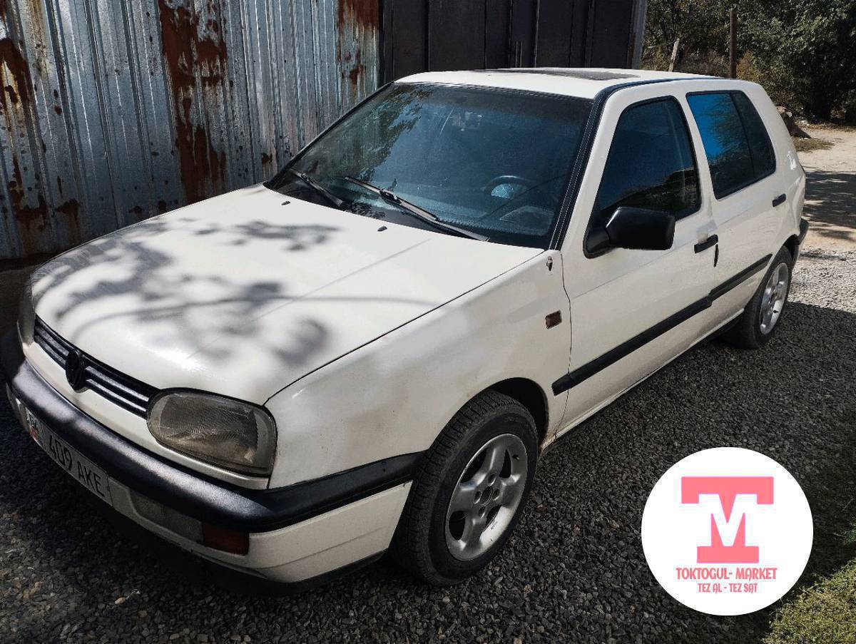 GOLF 3 сатылат. Жылы 1993. Объем 1,8. Абалы жакшы. Мотор капремонт болгон. Коробка жакшы. Май жебейт, тутобойт. Документтери таза, дароо оформление кылып берем.