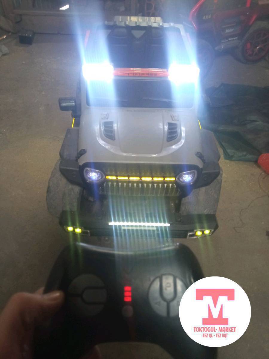 почти новый