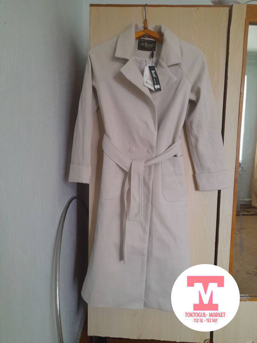 пальто сатылат размер s 40 42 44 туура келет базар баасынан арзан берем туредский