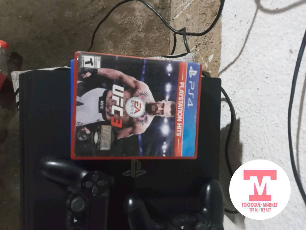 плестейшн 4 про сатылат 1 теребайт абалы жакшы 4 диск менен кошуп берем баасы 20000 мин сом