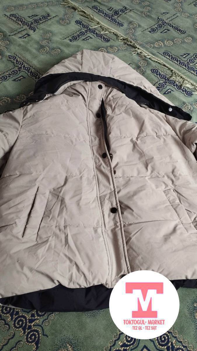 женский куртка жаны,бирас чон алып алыптырбыз двухсторонний,3000алгам,алсанар тушуп берем