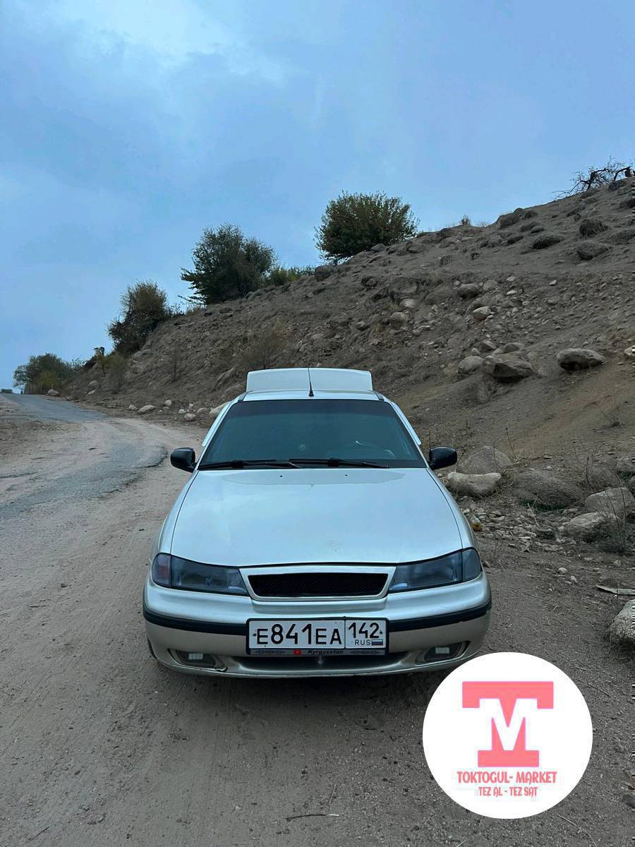 14000 сом 
год 94 кореец 
состояние идеал без вложения