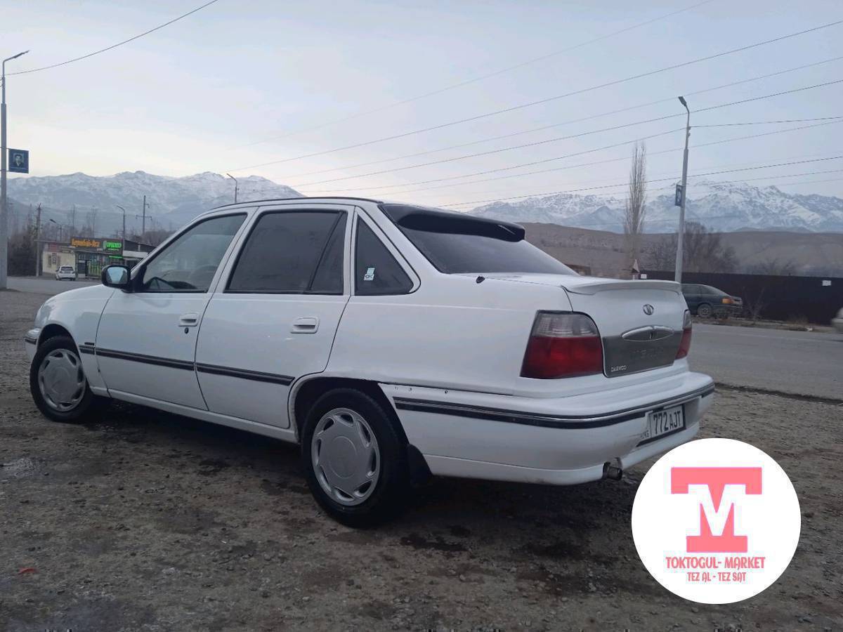 Нексия 1 сатылат. 1994 ж. абалы жакшы. Жасала турган жерлери жасалды. Ремонт кереги жок эч жерине, айдаш эле керек. Газы дагы бар.